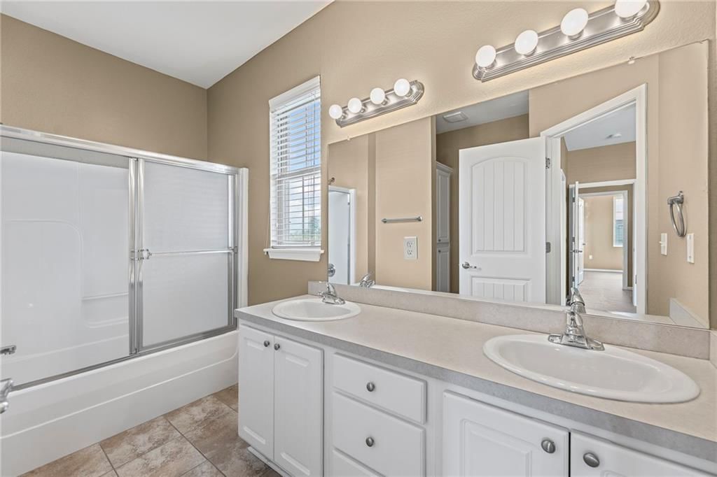 5245 Overland Drive — photo 23