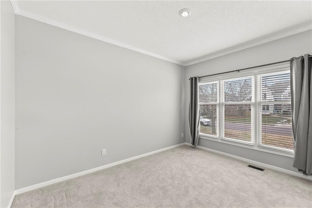 14009 Lowell Avenue — photo 7