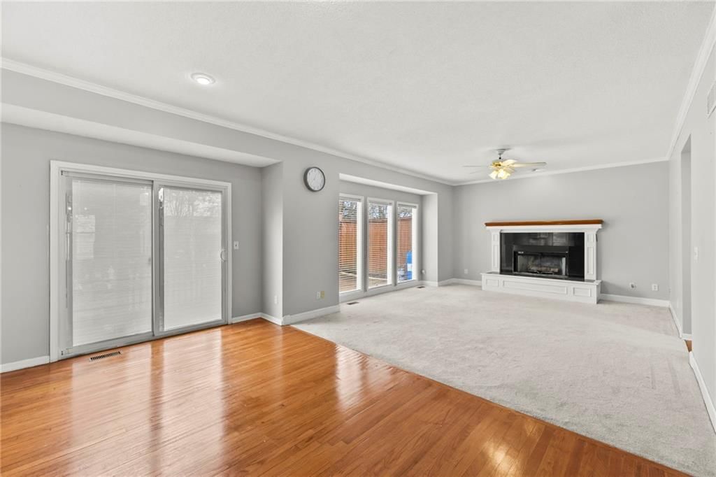 14009 Lowell Avenue — photo 9