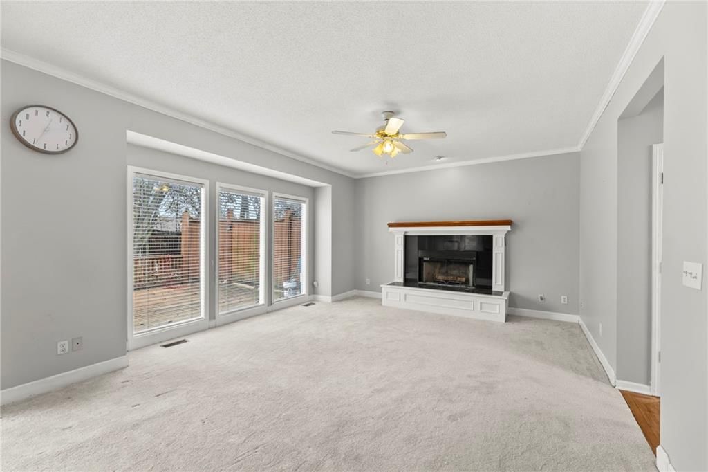 14009 Lowell Avenue — photo 10