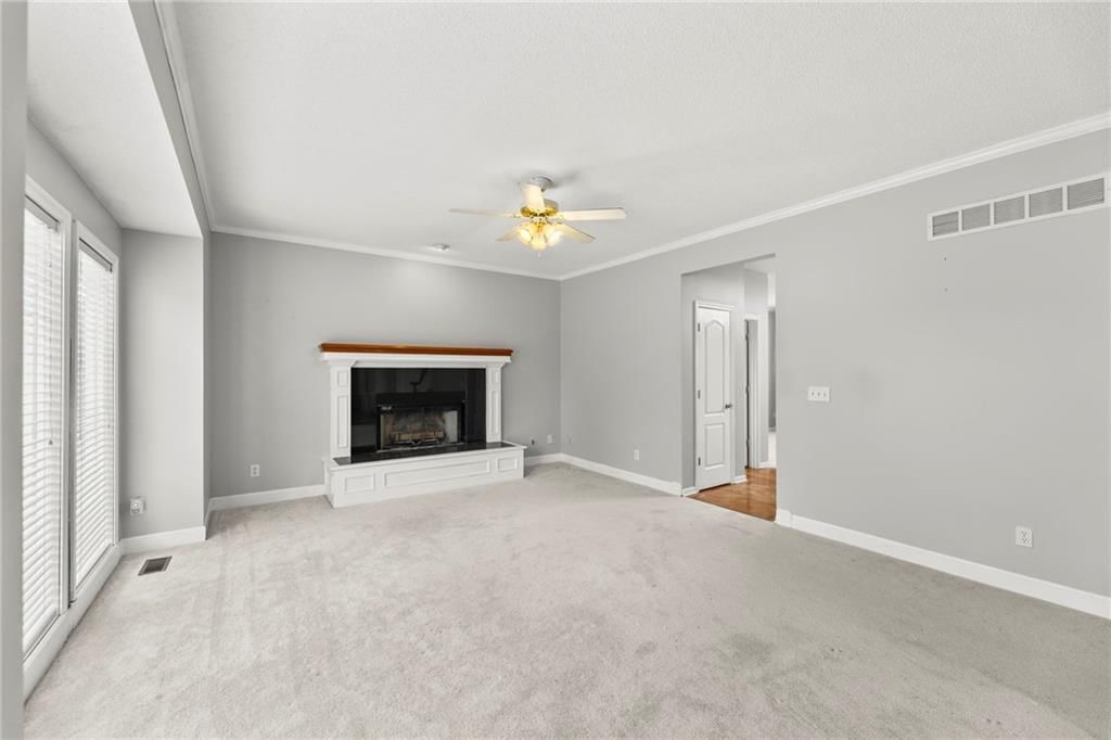 14009 Lowell Avenue — photo 11