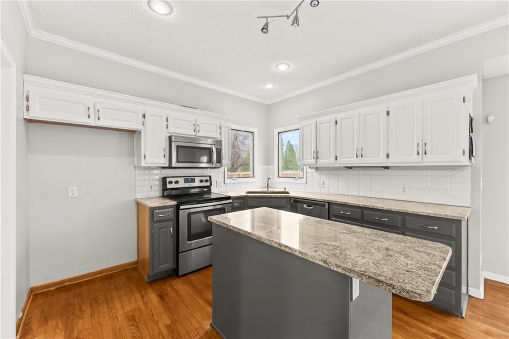 14009 Lowell Avenue — photo 15