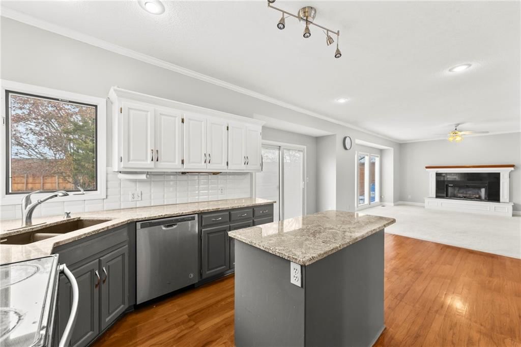 14009 Lowell Avenue — photo 16
