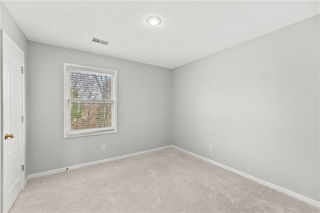 14009 Lowell Avenue — photo 28