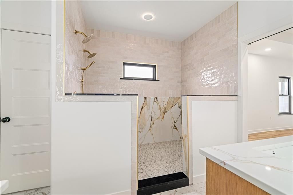 804 SE Pine Court — photo 23