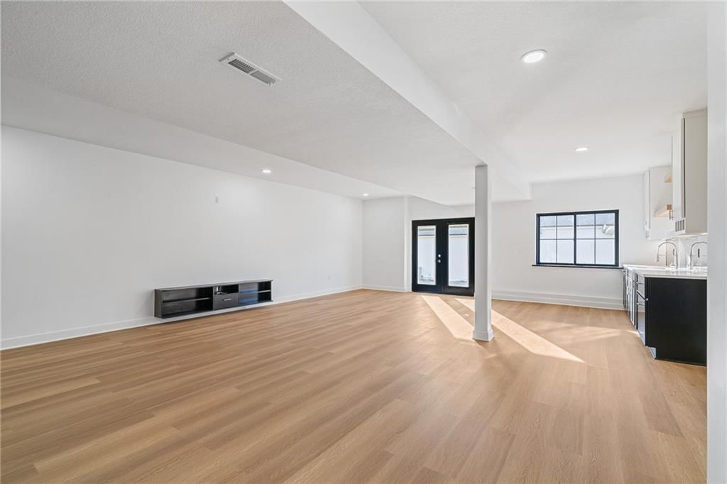 804 SE Pine Court — photo 34