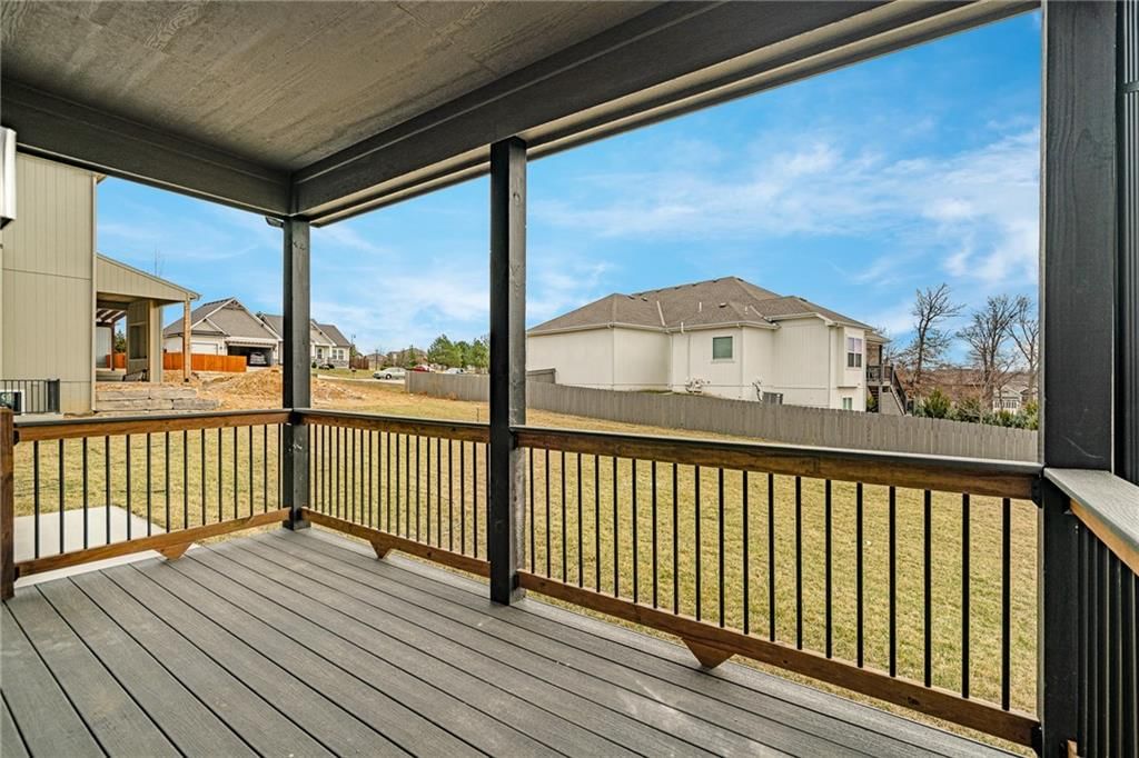 804 SE Pine Court — photo 49