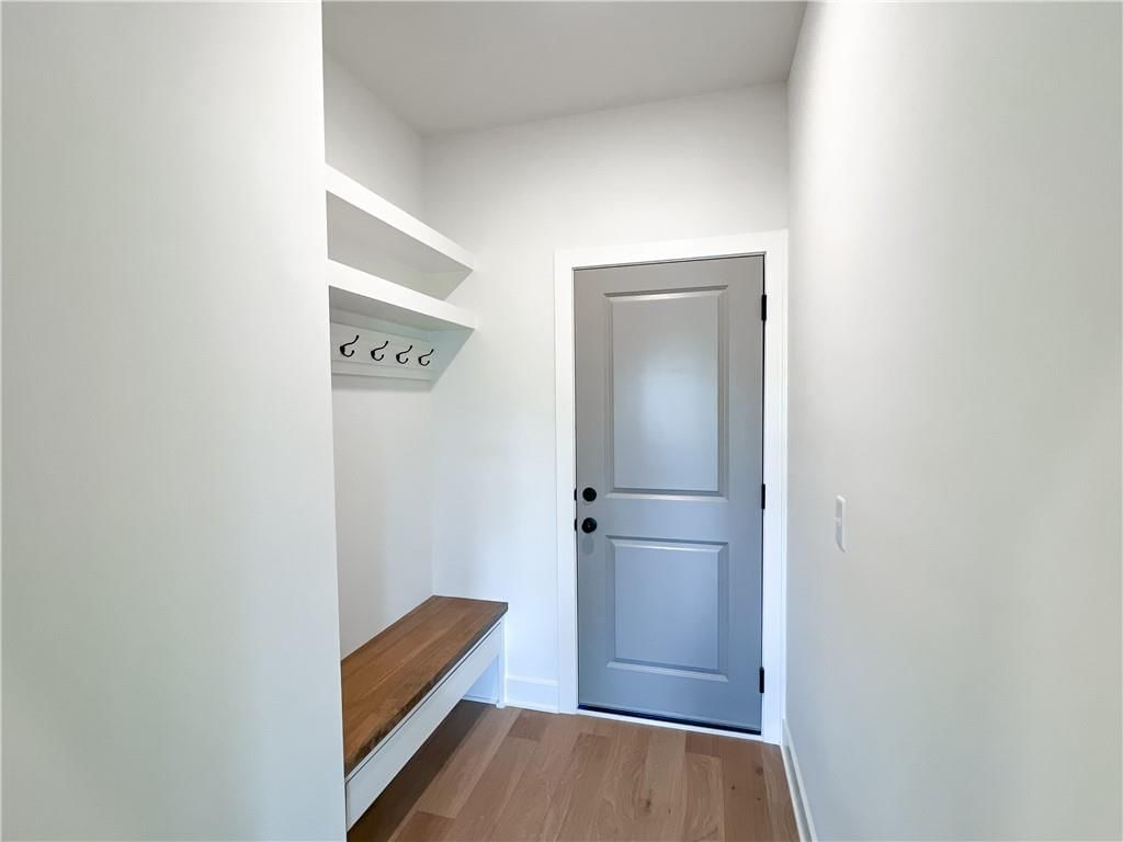 2700 Wheatley Drive — photo 29