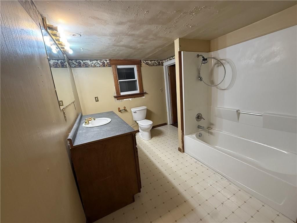 701 N Hundley Street — photo 5