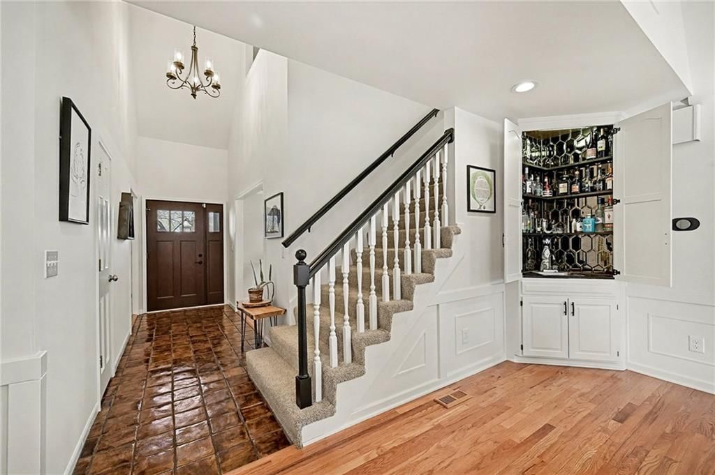 8011 W 113th Street — photo 3