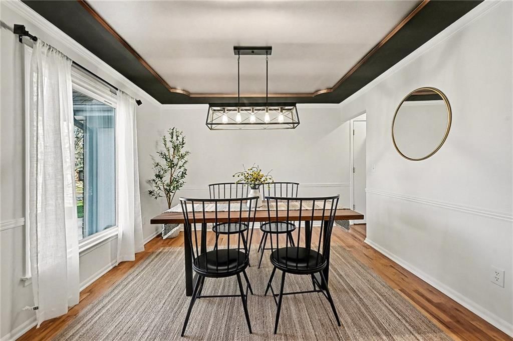 8011 W 113th Street — photo 9