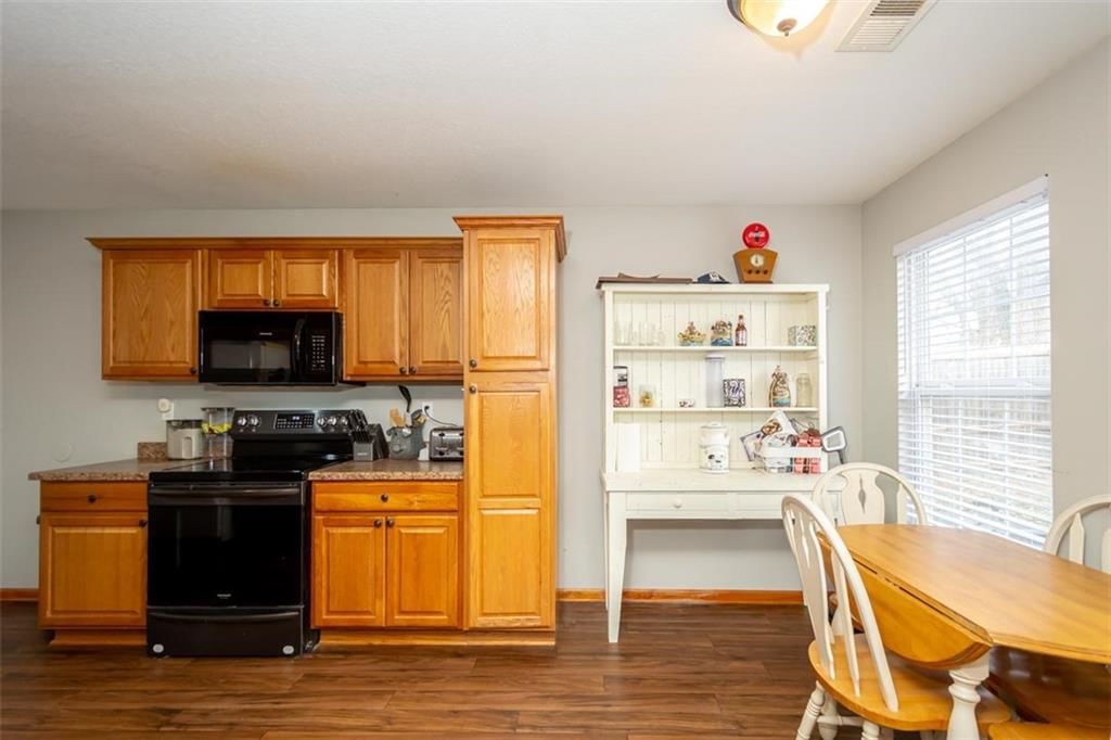 509 Herkimer Street — photo 9