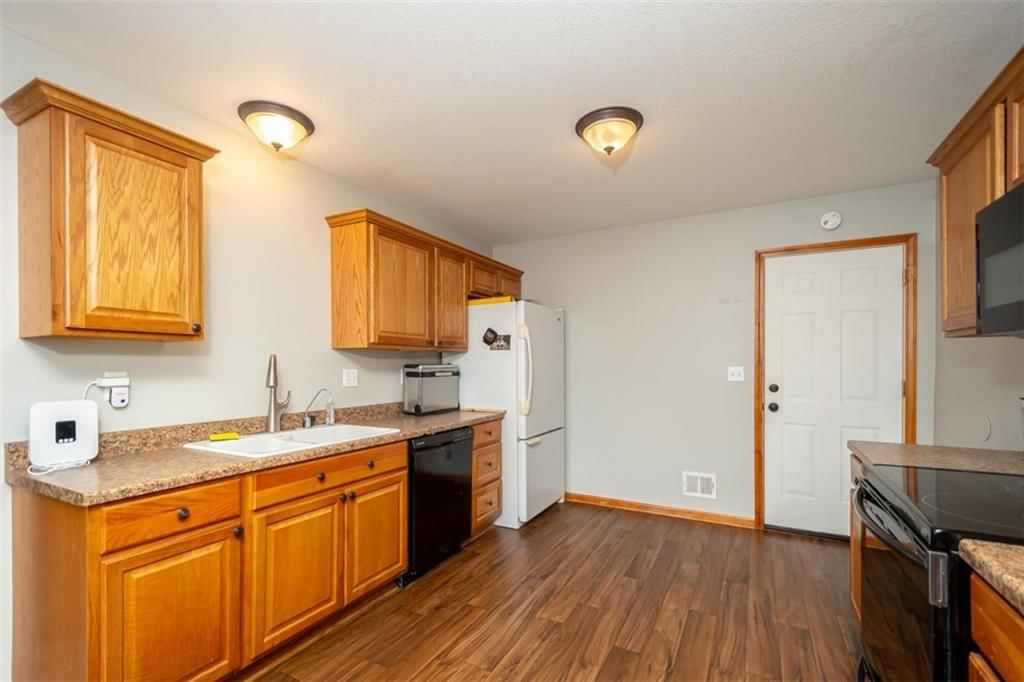509 Herkimer Street — photo 11