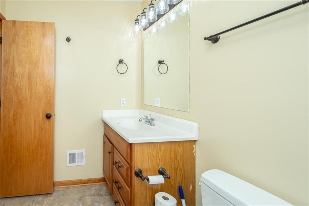 509 Herkimer Street — photo 17