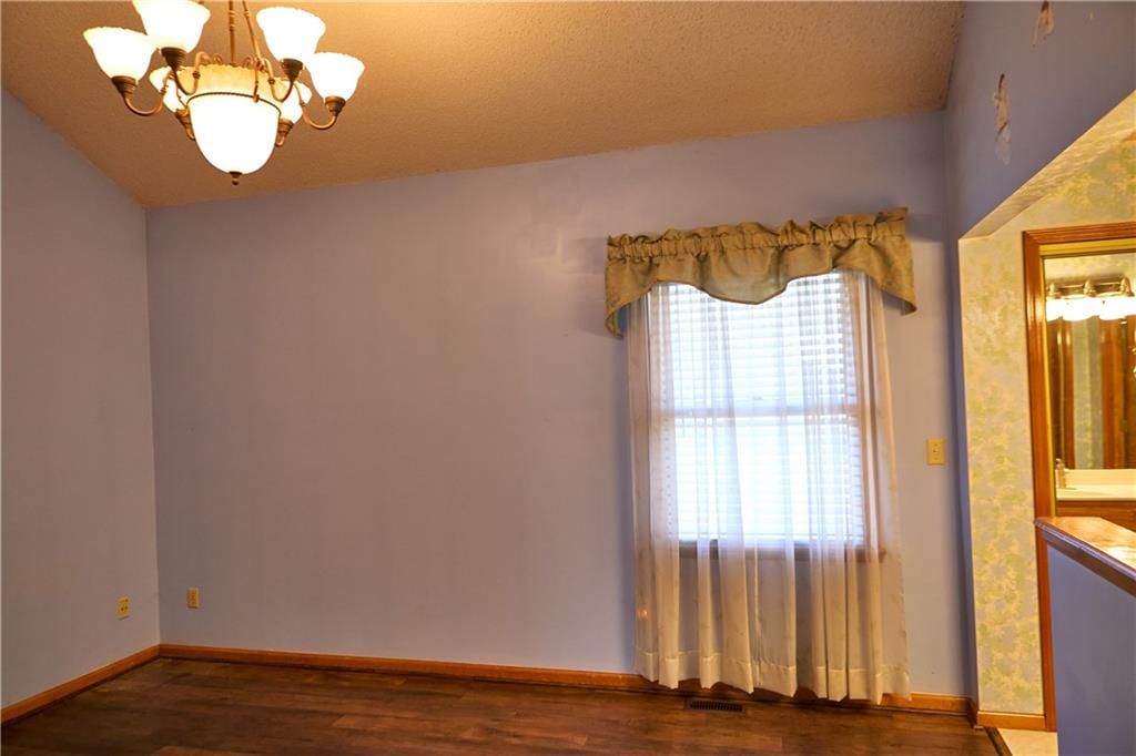 616 NE Michael Drive — photo 12