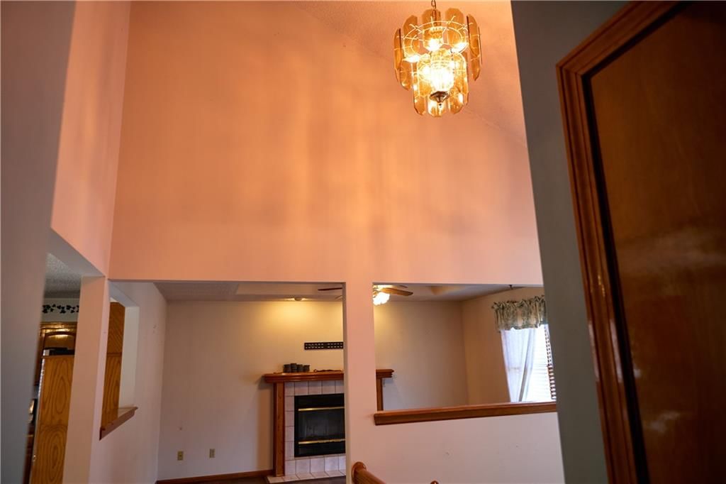 616 NE Michael Drive — photo 23