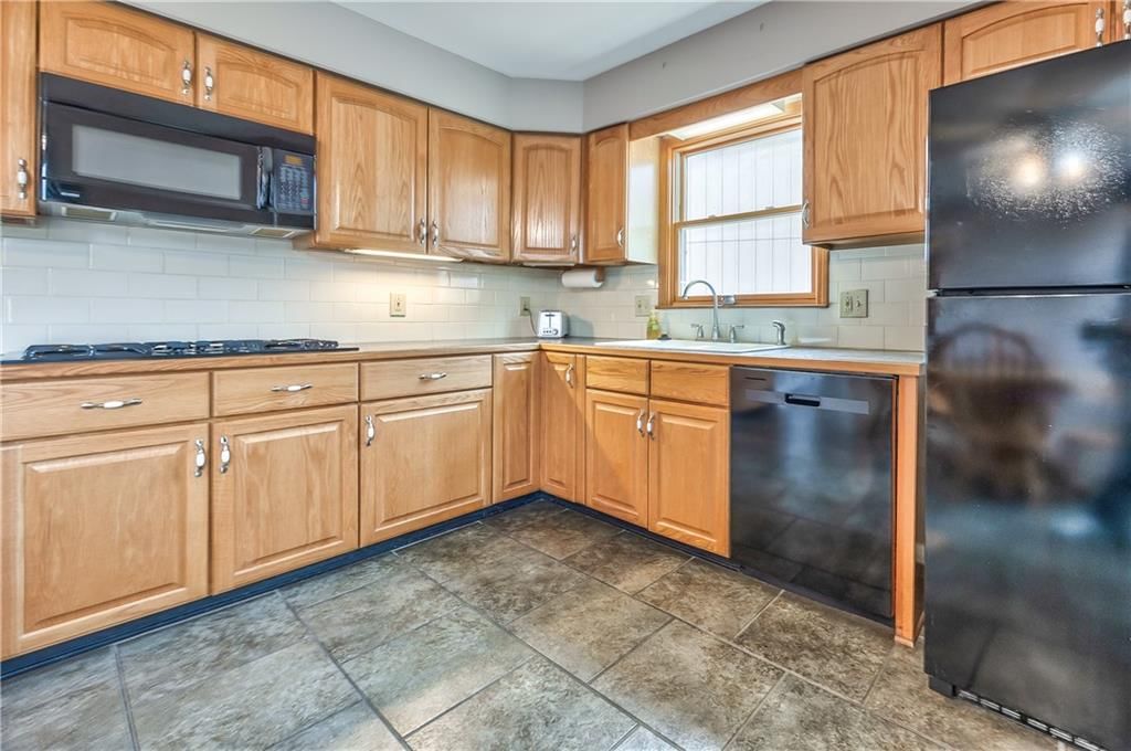 10120 W 65th Street — photo 10
