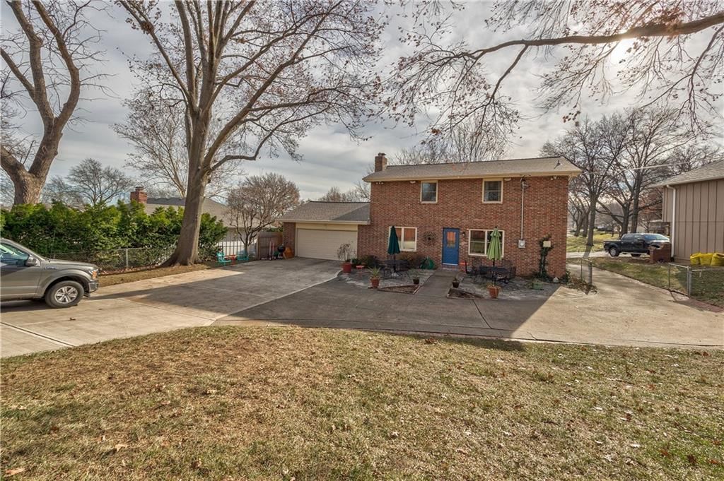 10120 W 65th Street — photo 25