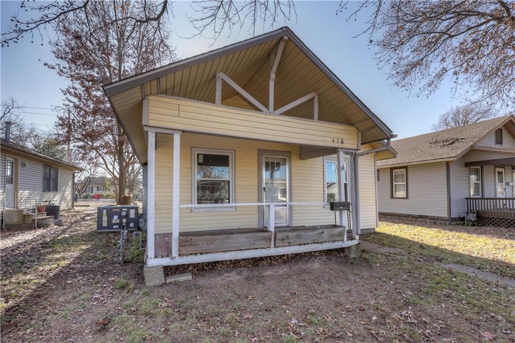 416 E Jackson Street — photo 2