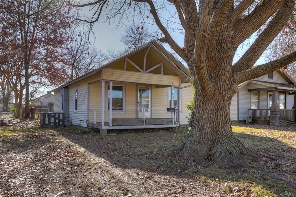 416 E Jackson Street — photo 3