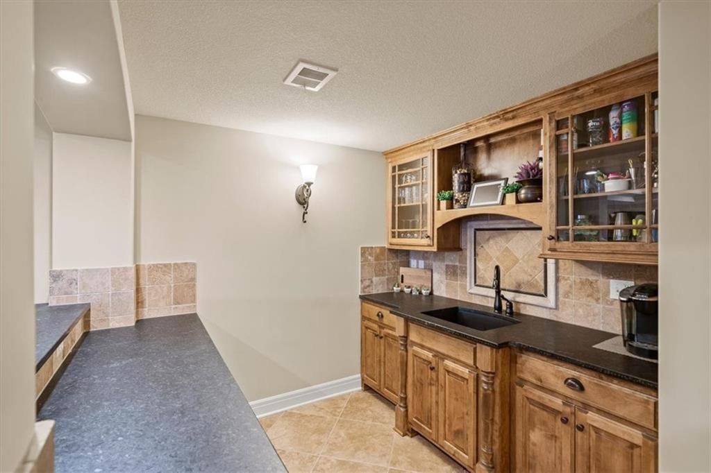 8050 N Caldwell Avenue — photo 35