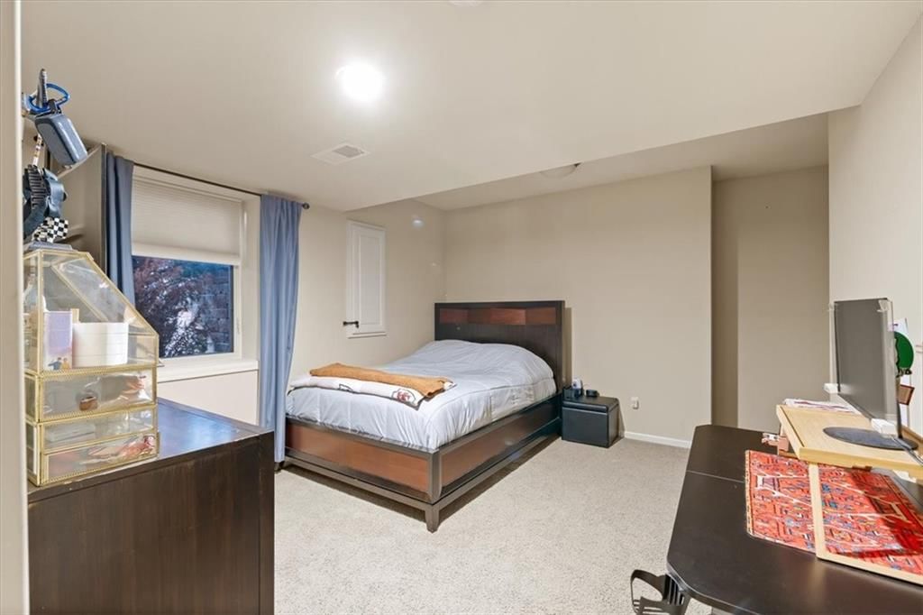 8050 N Caldwell Avenue — photo 41
