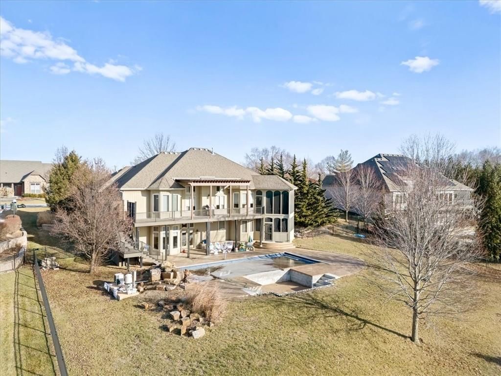 8050 N Caldwell Avenue — photo 49
