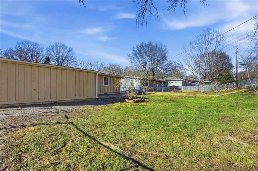 2941 N 64th Terrace — photo 30