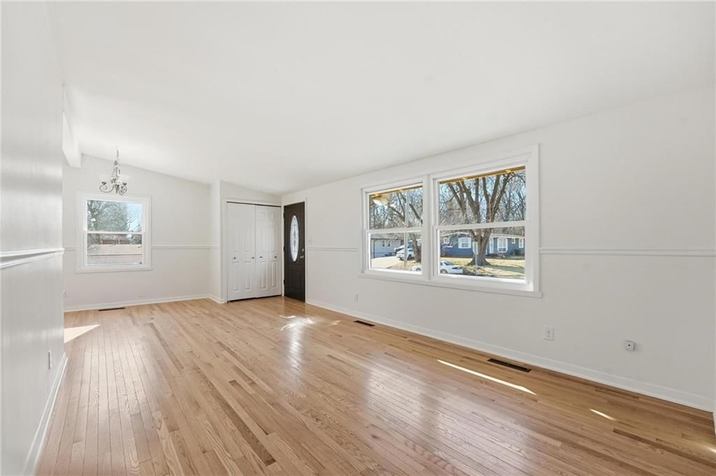2941 N 64th Terrace — photo 39