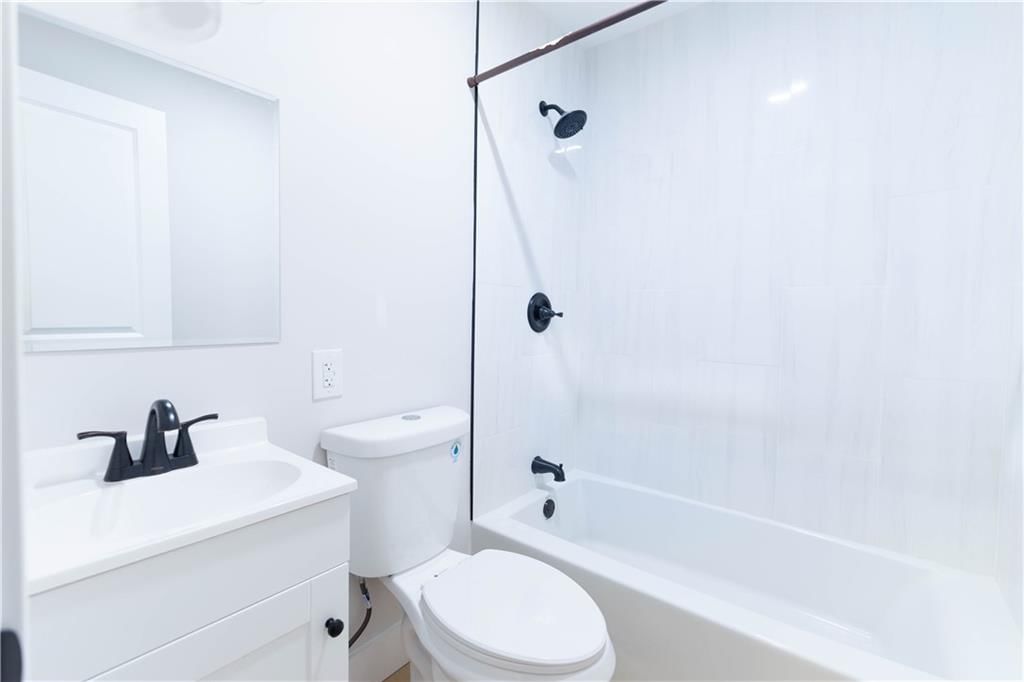3312 Delavan Avenue — photo 12