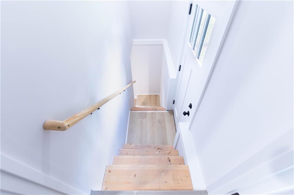 3312 Delavan Avenue — photo 13