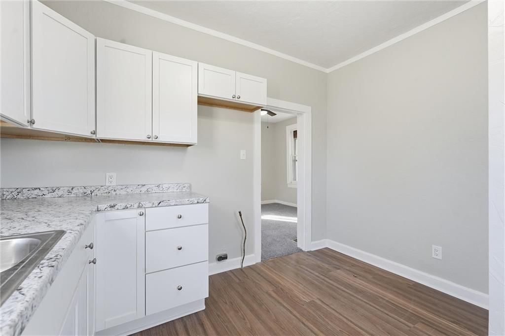2309 10th Avenue — photo 10