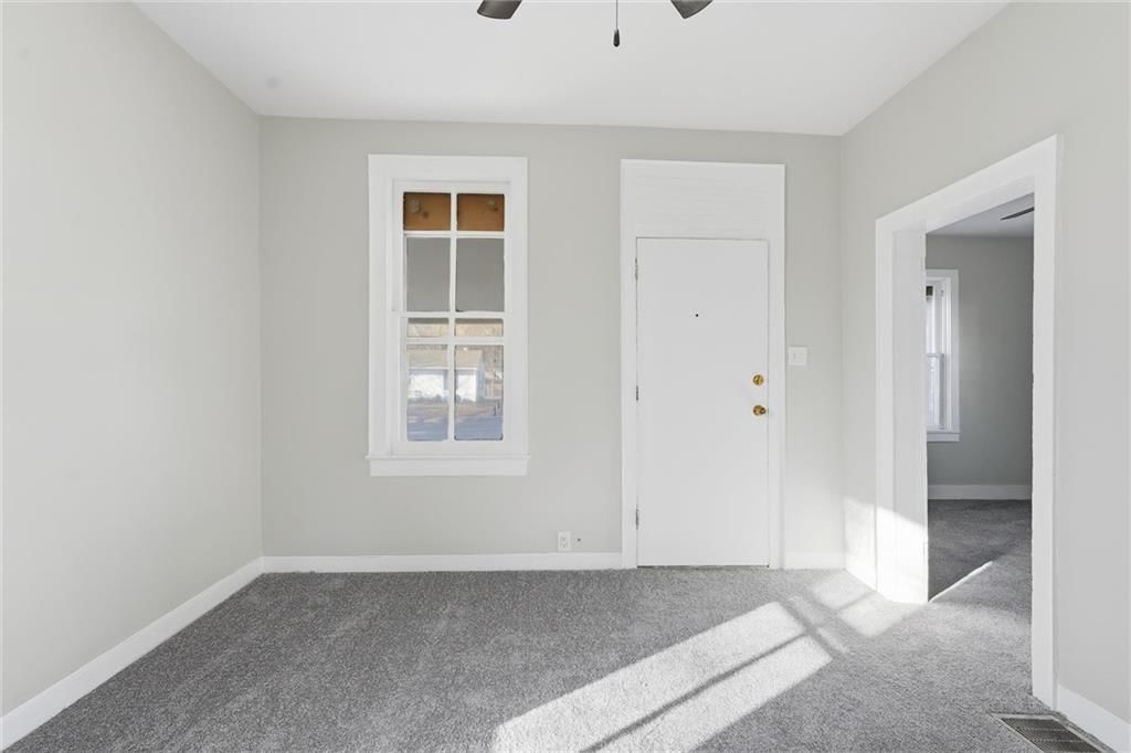 2309 10th Avenue — photo 18