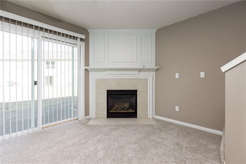 5436 N Fairmount Avenue — photo 12