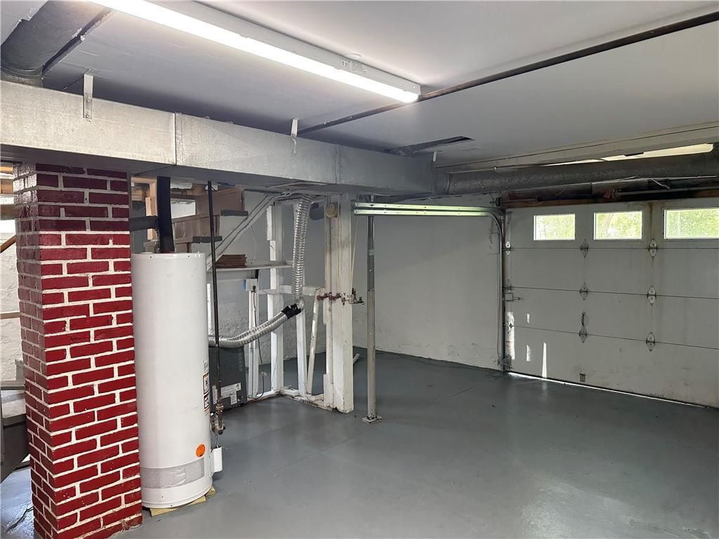 304 S Institute Street — photo 24