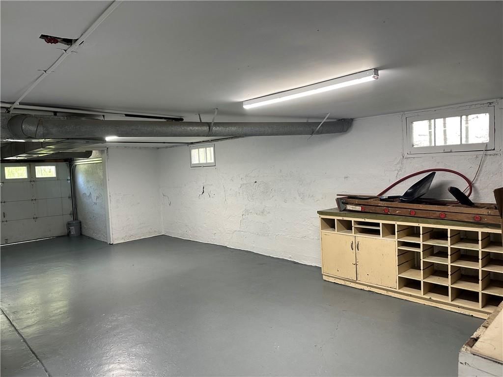 304 S Institute Street — photo 25