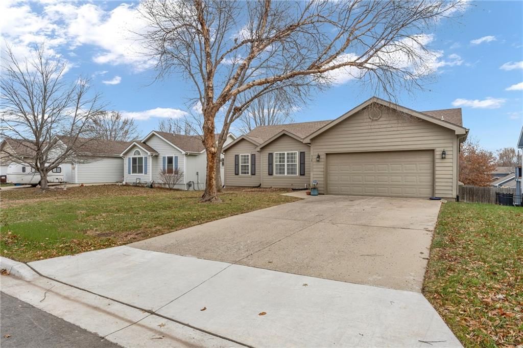528 Durham Court, Lawrence, KS