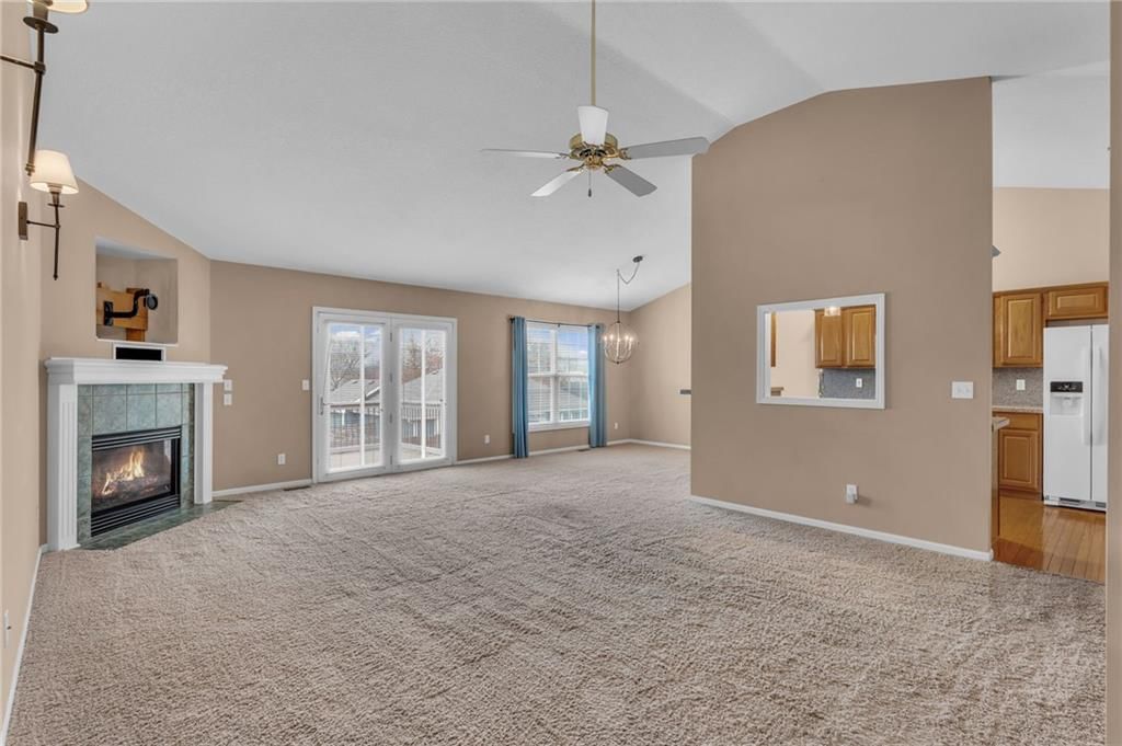 528 Durham Court — photo 10