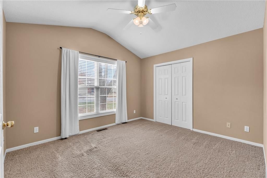 528 Durham Court — photo 23