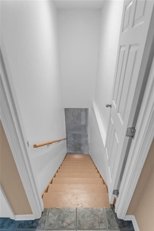 528 Durham Court — photo 34