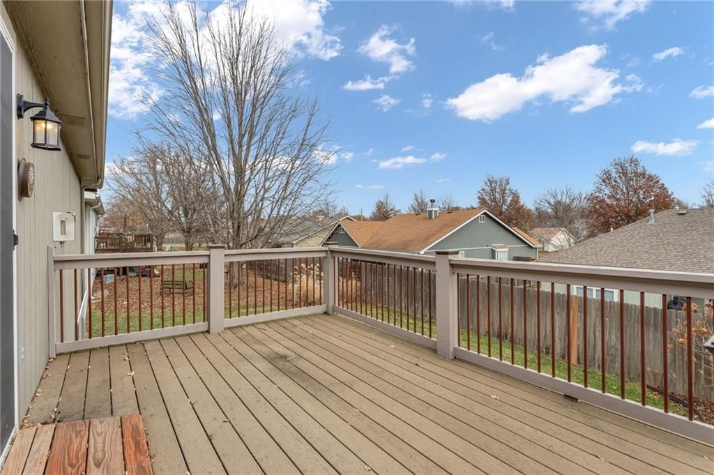 528 Durham Court — photo 43