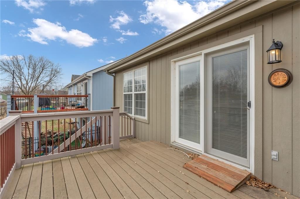 528 Durham Court — photo 44