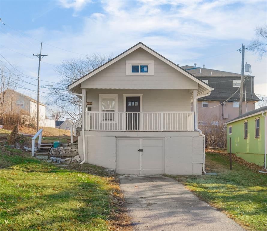 4201 S Thompson Street, Kansas City, KS