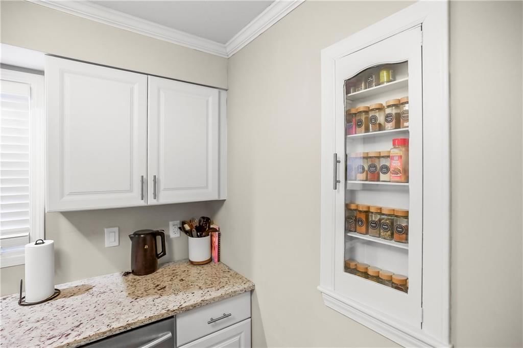 7576 Rainbow Drive — photo 14