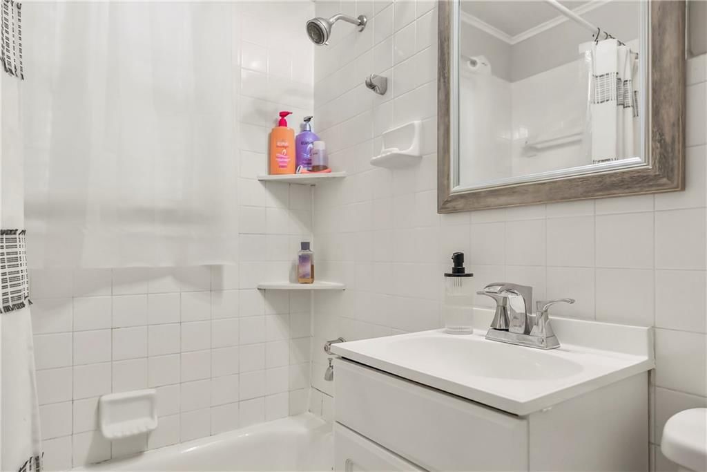 7576 Rainbow Drive — photo 21