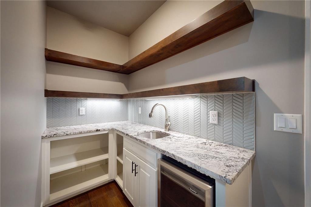 309 SW Chelmsford Drive — photo 33