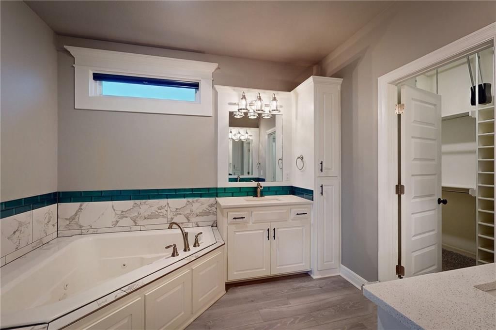 309 SW Chelmsford Drive — photo 46