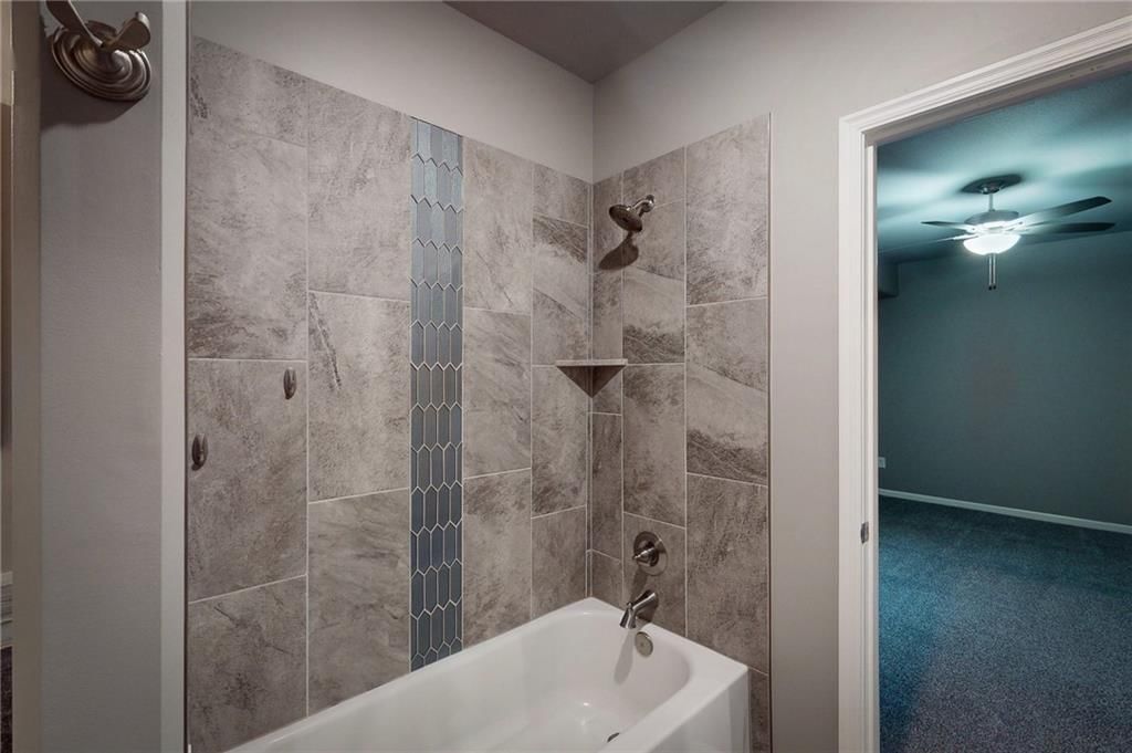 309 SW Chelmsford Drive — photo 54