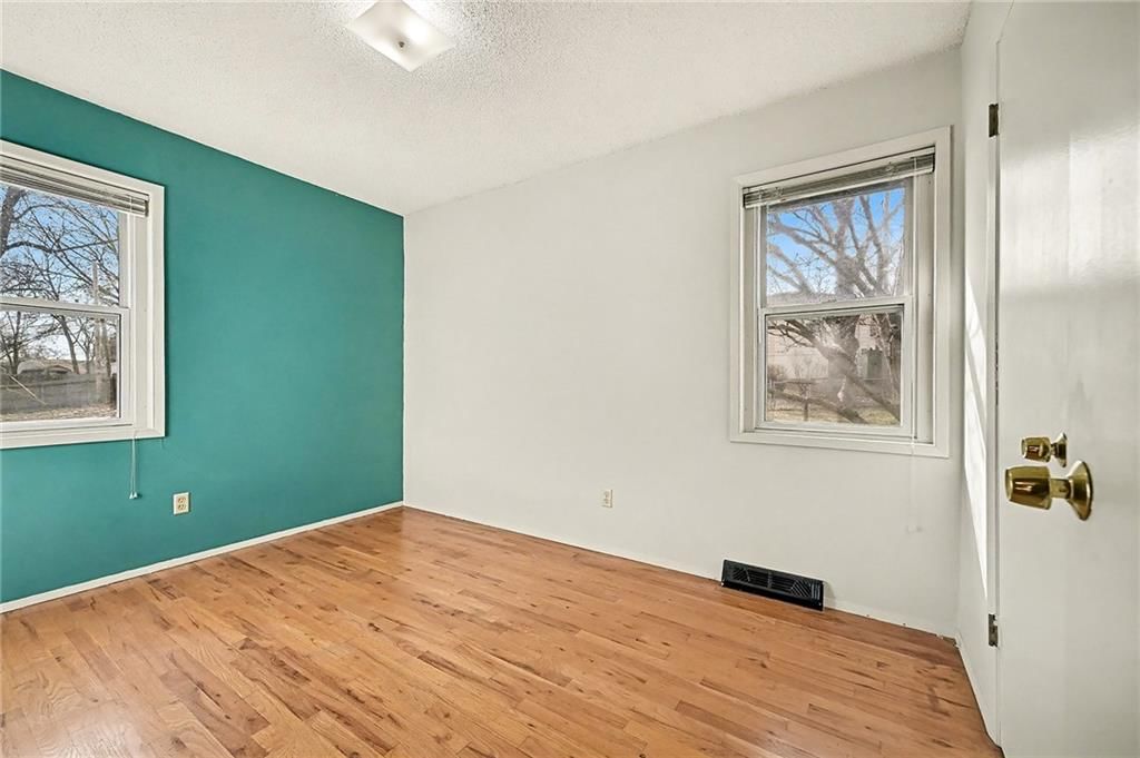 5525 NE 59th Terrace — photo 11