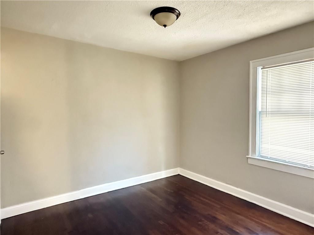 1910 E 80th Street — photo 4